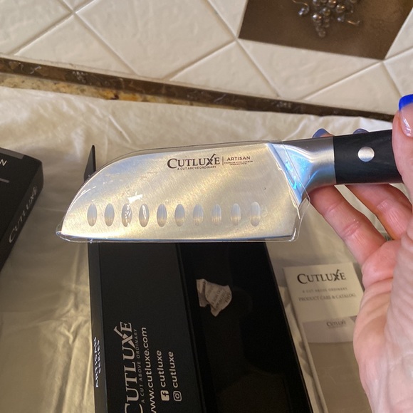 NIB CUTLUXE 5” Santoku knife. - Picture 13 of 16